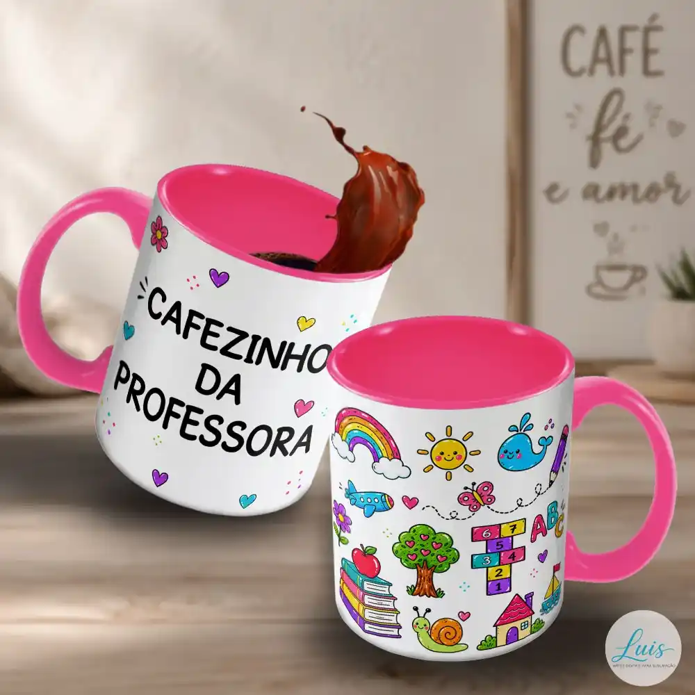 Arte para Caneca dia dos professores cafezinho da professora com frase em destaque, elementos escolares e infantis de arco-íris, sol, baleia, foguete, borboleta, lápis, maçã sobre livros, árvore, brincadeira da amarelinha, letras ABC, caracol, casa, barco, flores, corações e pontinhos coloridos